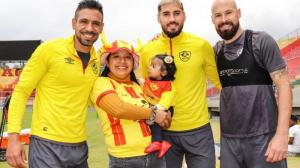 Víctor Figueroa, Juan Tévez y Caín Fara no seguirá en Aucas