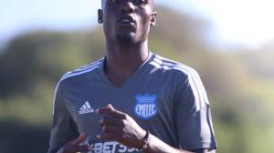 Bleiner-Agrón-Emelec-defensa-refuerzo