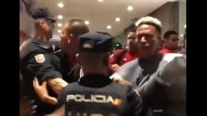 Miembros de la policía española golpearon a jugadores de Perú