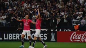 Los rayados ganan en Brasil al Corinthians.