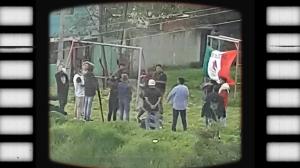 Una reunión de una supuesta pandilla fue grabada por lugareños de La Colmena, en el centro de Quito.
