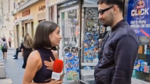 Una periodista fue acosada durante una transmisión en vivo, en España.