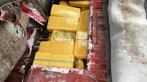 Más de 250 kilos de droga fueron decomisados en Latacunga.