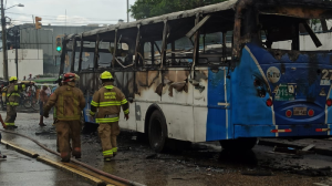 Bus se incendió en Guayaquil.