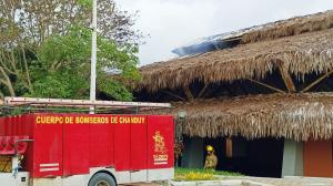 Los bomberos llegaron a atender la emergencia en el museo.