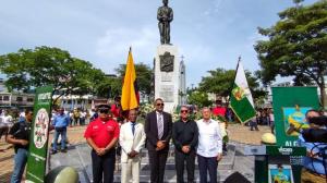 Autoridades rindieron tributo al coronel Vargas Torres, en Esmeraldas.