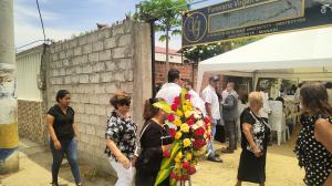 Quienes apreciaban a la alcaldesa Brigitte García acudieron a su velorio.