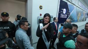 La reina de belleza llegó a Ecuador.