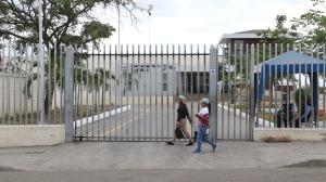 La pequeña fue llevada al centro de salud tipo C de El Recreo.