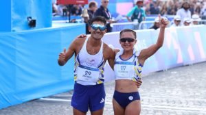 Daniel Pintado y Glenda Morejón se abrazaron tras el triunfo.