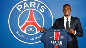 William Pacho se une al PSG.