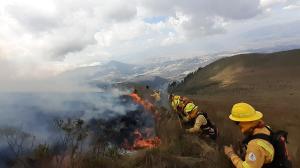 Incendio - Quito - Bomberos