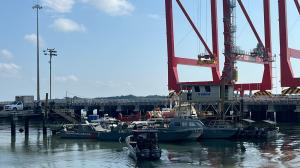 Desde Puerto Bolívar se llevan a cabo todas las labores de búsqueda de las víctimas de El Oro.