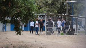 Sebastián Beccacece asiste al entrenamiento de Emelec en Samanes.