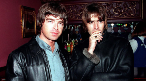 Un día como hoy la banda Oasis se separó en Francia.