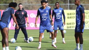 Entrenamiento de la selección de Ecuador que jugará ante Brasil.jpg