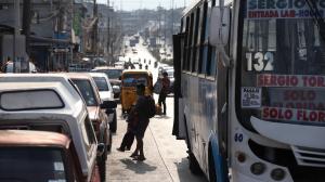 Buses en la Entrada de la 8