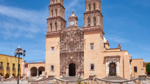 Fue en la Parroquia de Dolores donde el cura Miguel Hidalgo dio el llamado Grito de Dolores, evento que da inicio a la Guerra de Independencia de México.