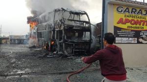 HOMBRE QUEMADO EN ATENTADO CONTRA BUS