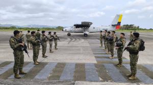 Personal de las Fuerzas Armadas del Ecuador.