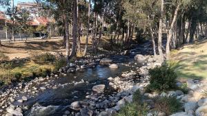 El río Yanuncay mejoró su caudal tras la lluvia registrada durante el fin de semana.