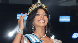 Jennifer Tutivén es la actual Reina de Guayaquil.