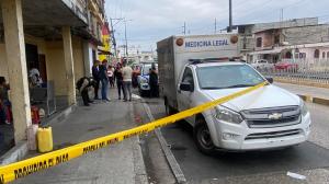 En avenida del Guasmo, sur de Guayaquil, apareció un hombre degollado.