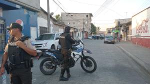 Policías acudieron al sector, para investigar al sitio.