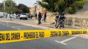 El fiscal fue asesinado cuando se movilizaba en su vehículo.