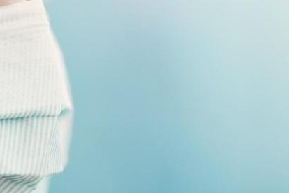 La investigación que si el 100 % de la población usa mascarillas se reducirá el nivel de contagio.