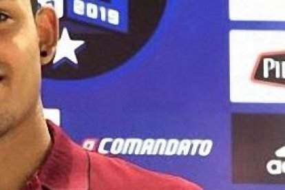 El delantero venezolano Edwuin Pernía no ha rendido en Emelec.