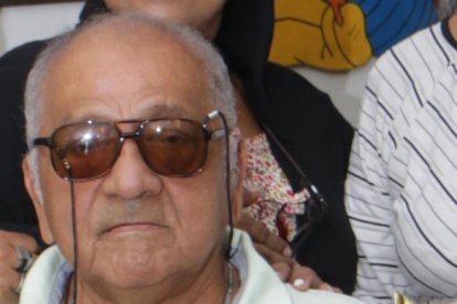 Desde que falleció, en la casa de Fanny han levantado un altar en la sala.