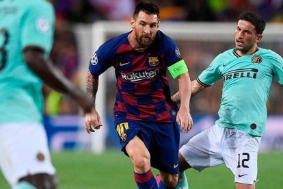 Lionel Messi, figura del fútbol mundial, está protegido hasta cuando duerme del Covid 19.