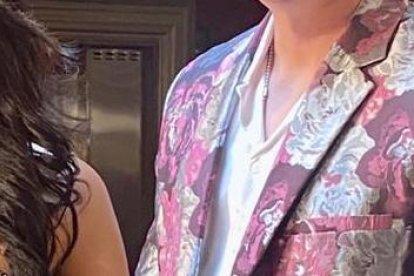 Conny y Don Day durante grabaciones de video musical.