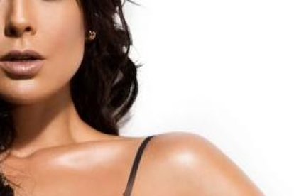 Cinthya Coppiano no se considera una mujer sexy, sino una llena de aptitud.