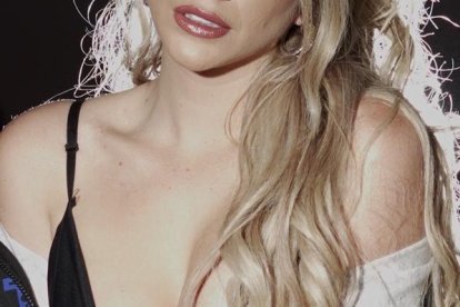 Su estilo para el escenario es sensual y moderno.