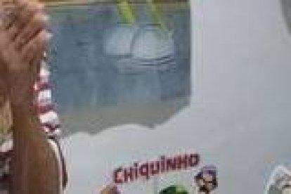 Anciano cumplió 92 años y se vistió de su personaje favorito: El Chavo del 8.