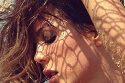 La colombiana Paris calentó las redes con su comentario sobre sus gustos por los futbolistas