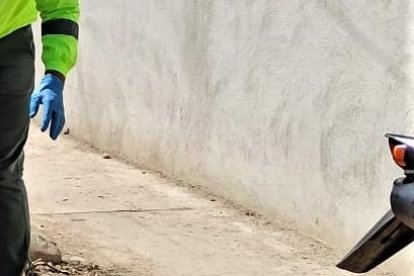 La policía realiza las investigaciones sobre este atraco.