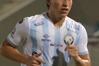 Fernando Gaibor ya debutó con Guayaquil City en la victoria 4-2 ante Aucas.