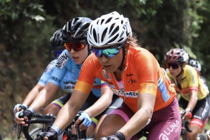 Miryan Núñez se coronó campeona de la Vuelta a Colombia Femen ina