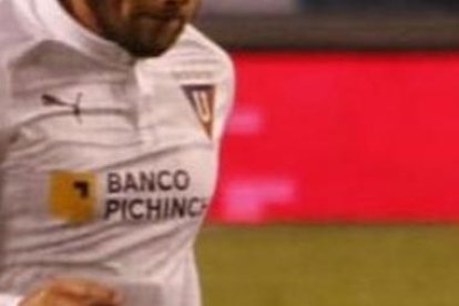 Joseph Espinoza un nuevo volante de contención de los Albos.