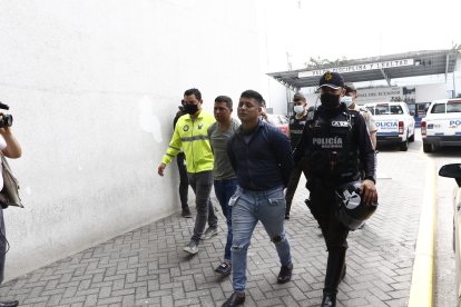 Este miércoles dos hombres fueron capturados luego de que asaltaran a un transeúnte, quien cargaba más de 20.000 dólares.