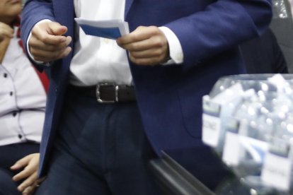 La dirigencia de Barcelona pide sancionar a Esteban Paz, debido a que el directivo albo arremetió contra Aquiles Álvarez.