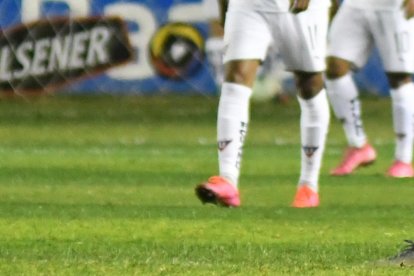 A los universitarios les pasó factura el cierre de una temporada que pintaba para ser exitosa.