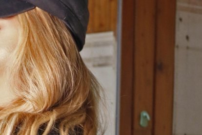 Durante una presentación imitó a Karol G.