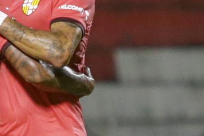 Debutantes, Sergio López y Carlos Garcés, el delantero se bautizo con gol.