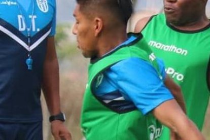 Los jugadores de Nueve de Octubre debutarán en la Supercopa Ecuador 2021