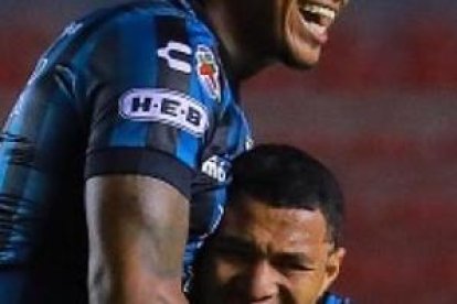 Antonio Valencia y Jefferson Montero, presentes en la victoria del Querétaro. El segundo gol fue de Toño.