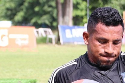 Ángel Gracia, hará su debut con Emelec ante el D. Cuenca.